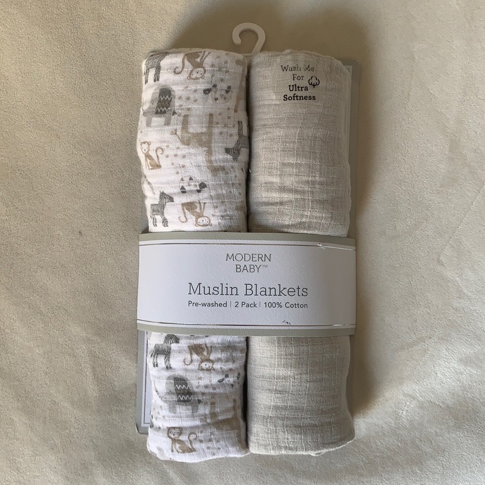 Modern Baby muslin blankets NEW